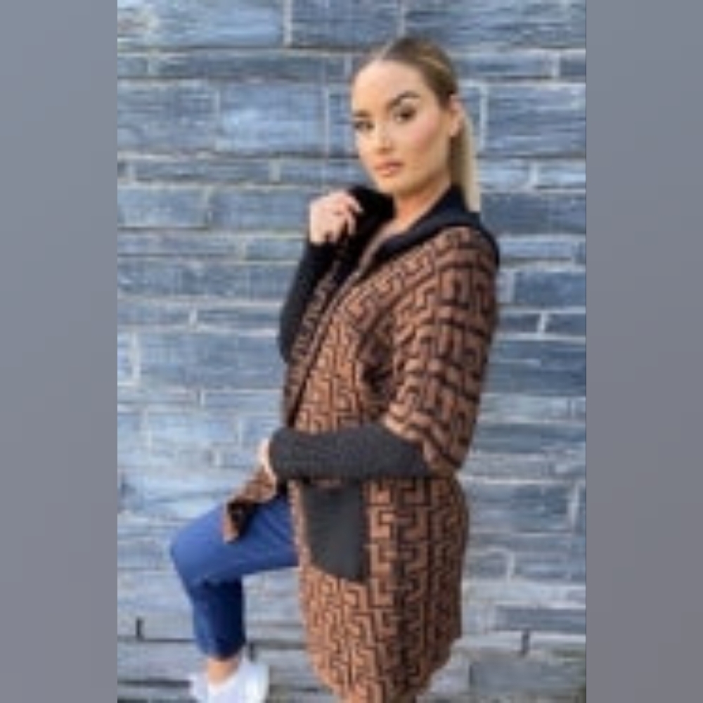A-MAZE Hooded Cardigan